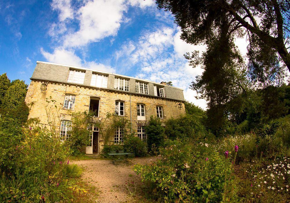 Hotel Manoir Du Tertre Au Coeur De La Foret De Broceliande Paimpont Exteriér fotografie